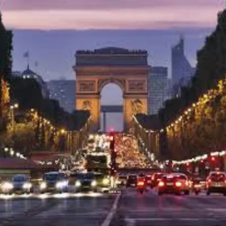 Washington Champs Elysees * パリ