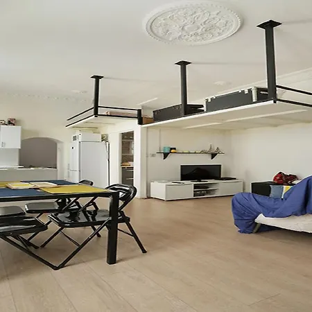 Washington Champs Elysees Apartment Paris